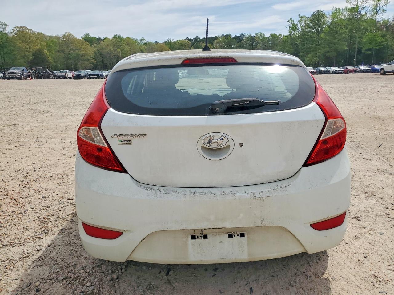 HYUNDAI ACCENT 2015 — 7