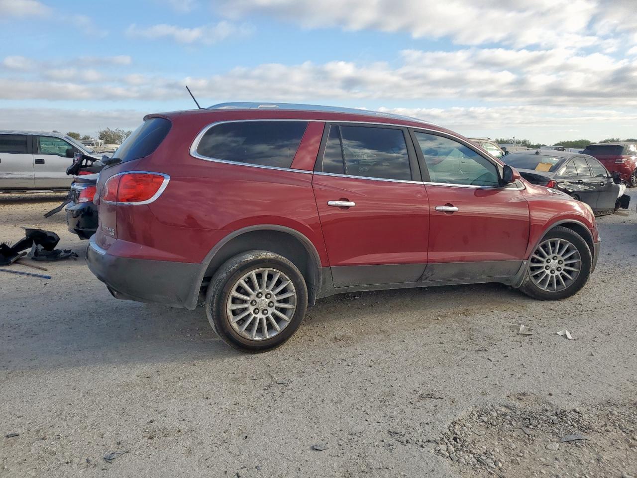 BUICK ENCLAVE 2009 — 4