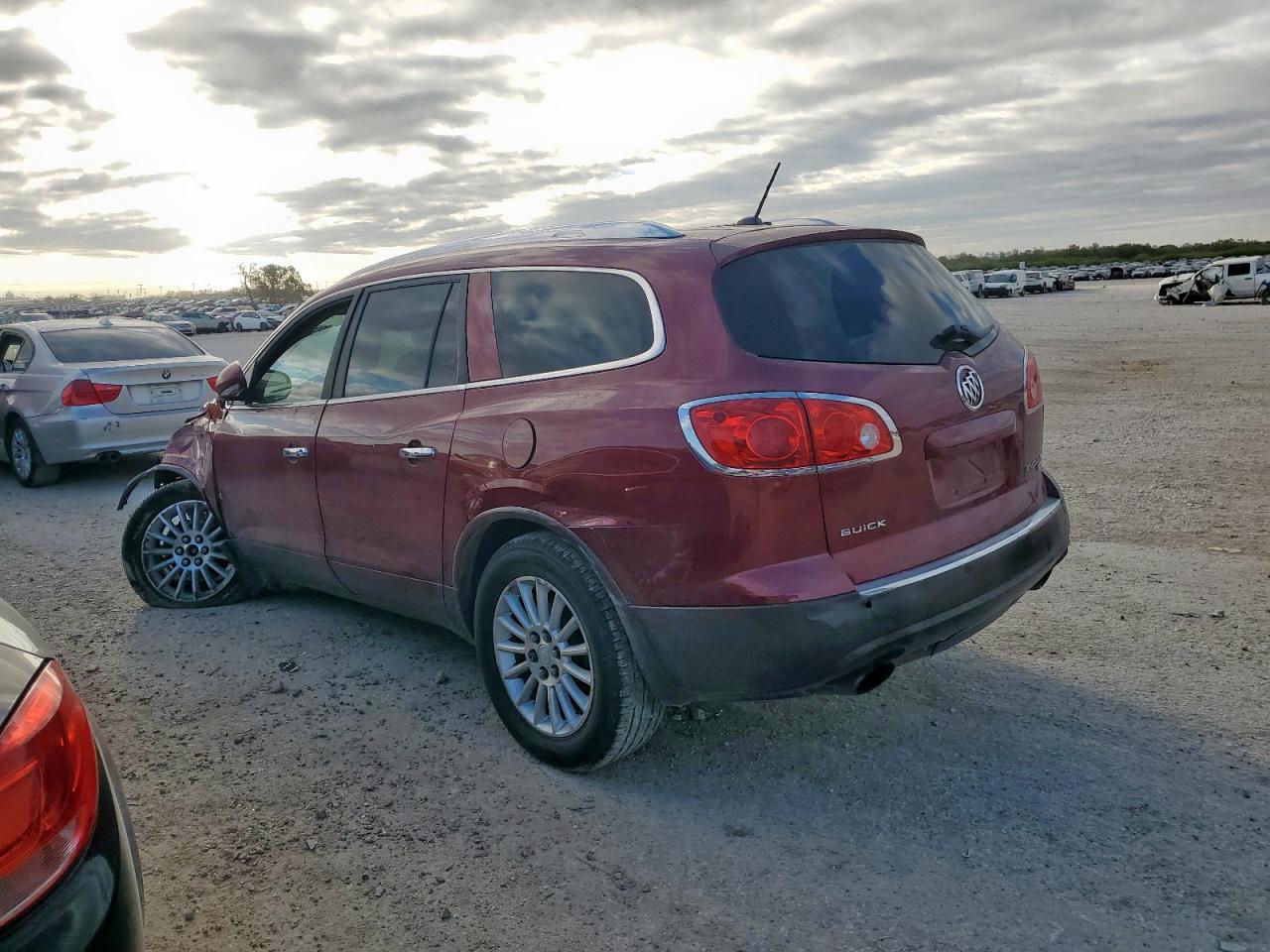 BUICK ENCLAVE 2009 — 3