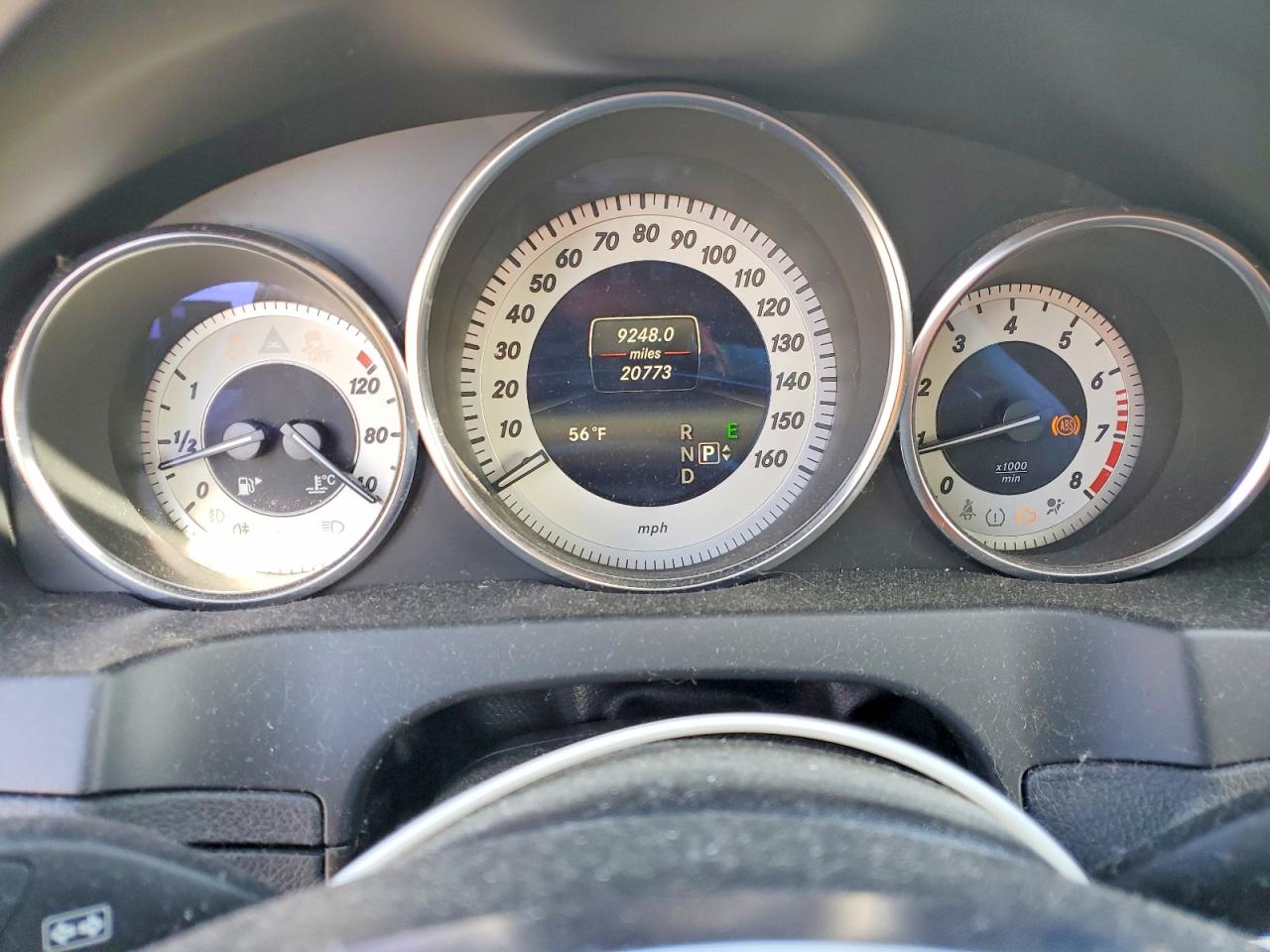 MERCEDES-BENZ E 2014 — 10