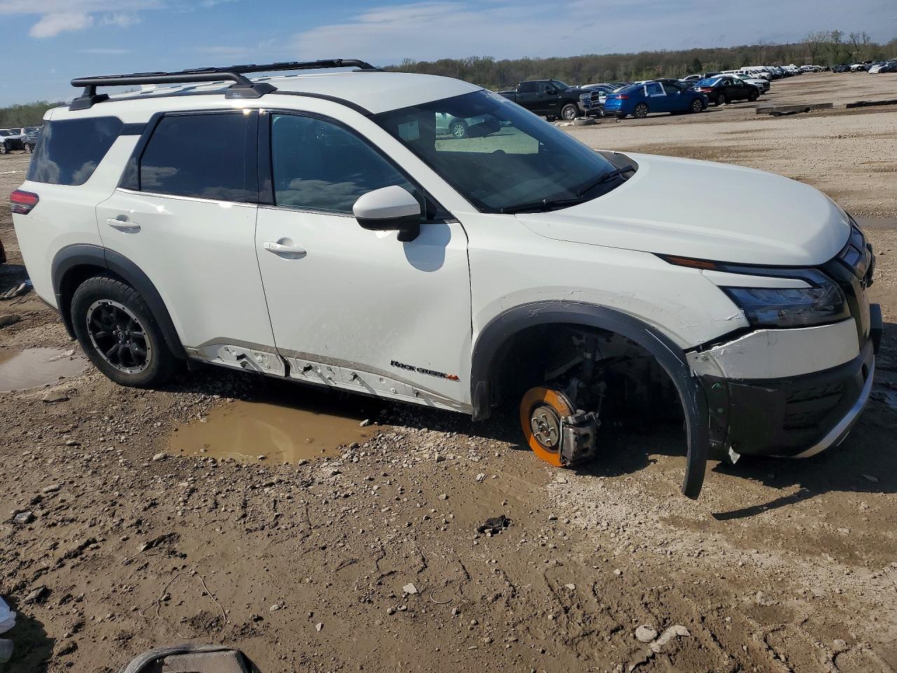 NISSAN PATHFINDER 2023 — 5