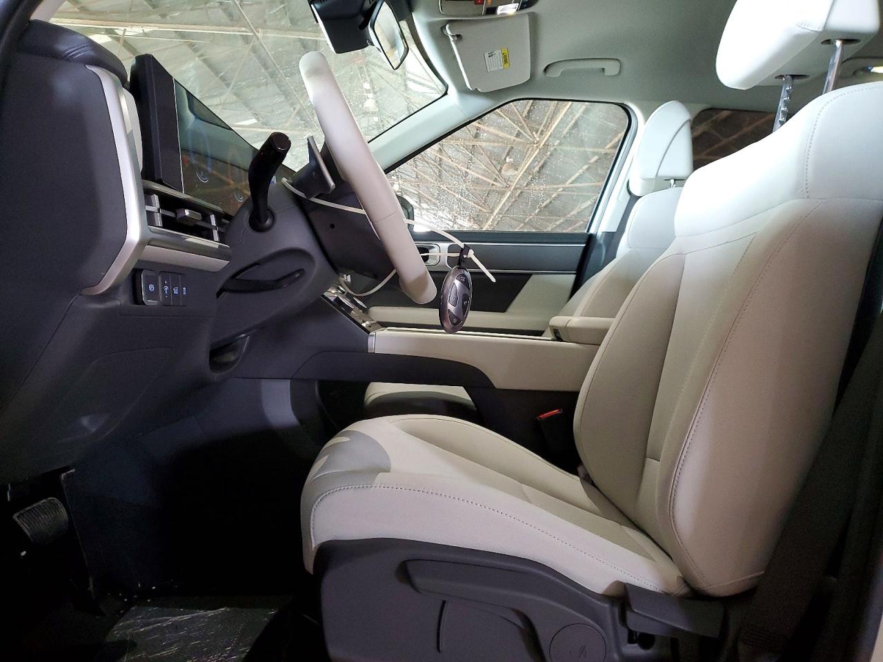 HYUNDAI SANTA FE 2026 — 8
