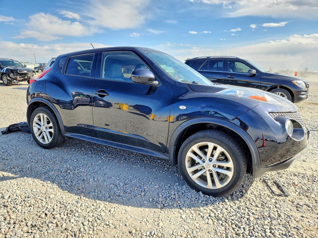 2014 NISSAN JUKE SL