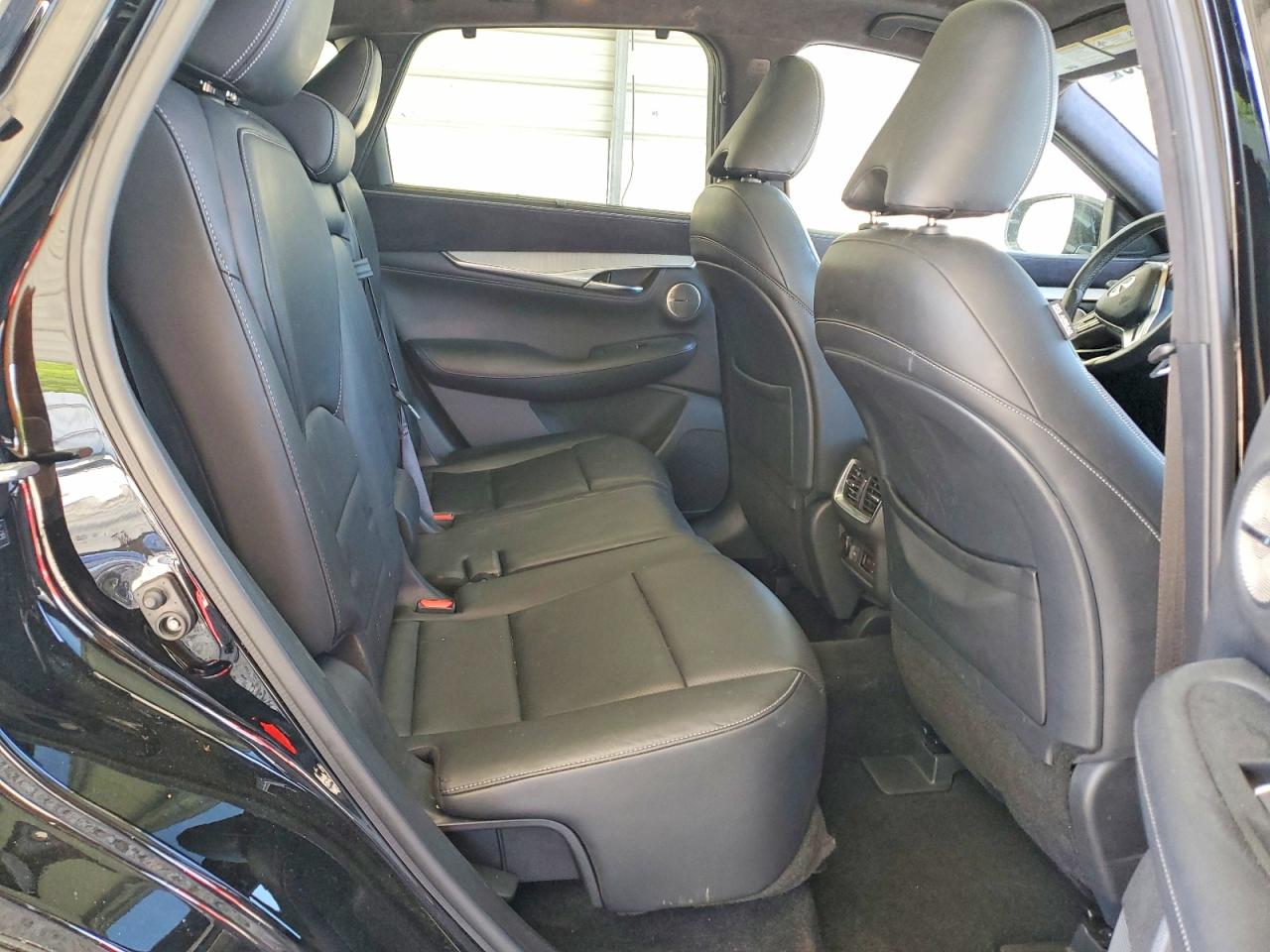 INFINITI QX50 2019 — 12
