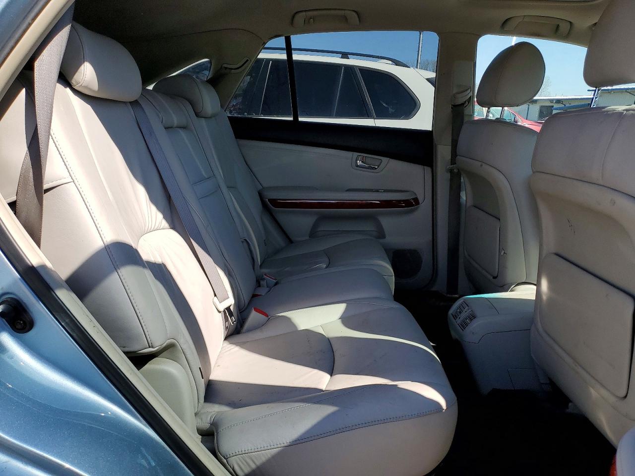 LEXUS RX 2004 — 12