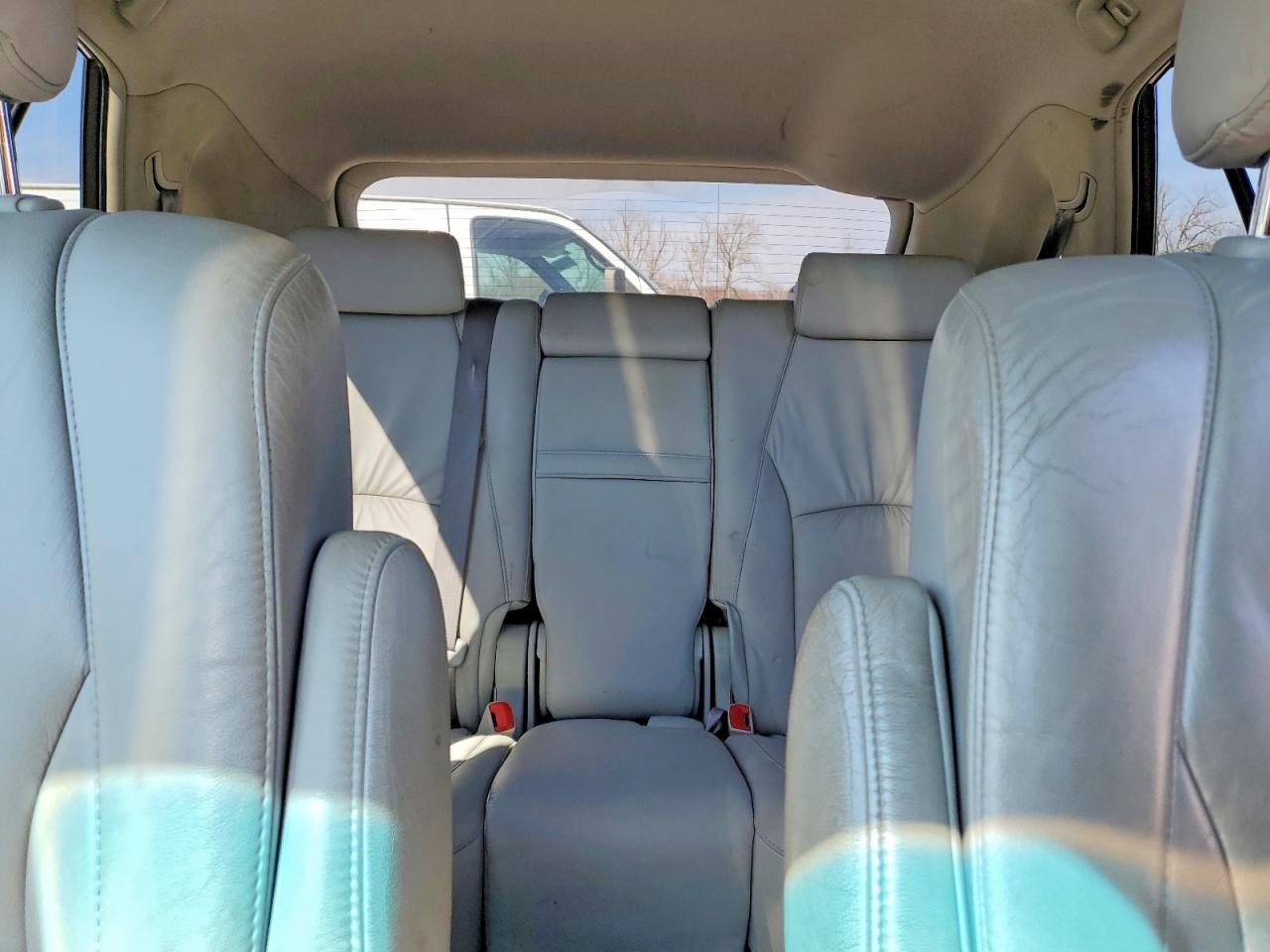 LEXUS RX 2004 — 11