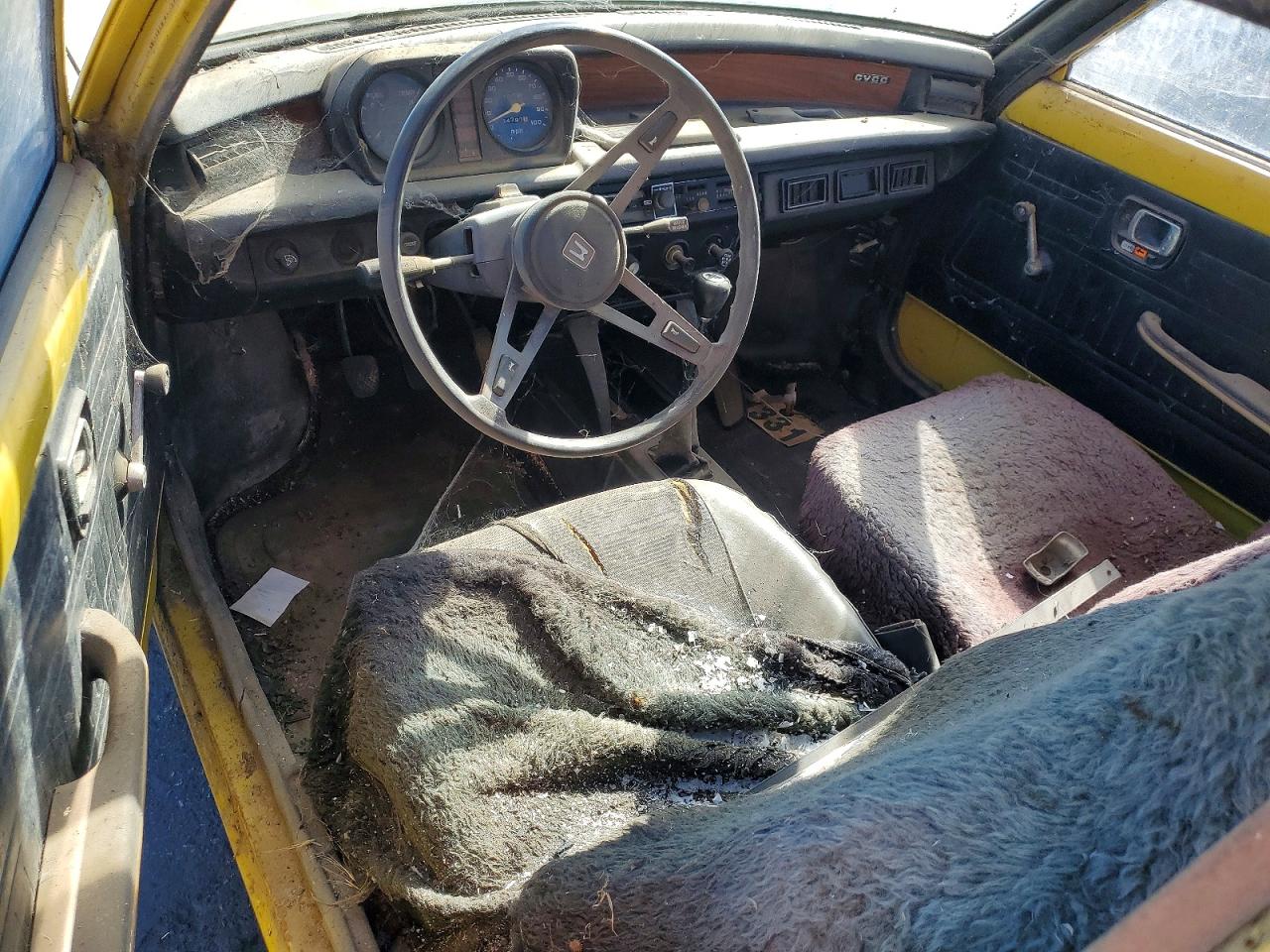 HOND CIVIC 1977 — 9