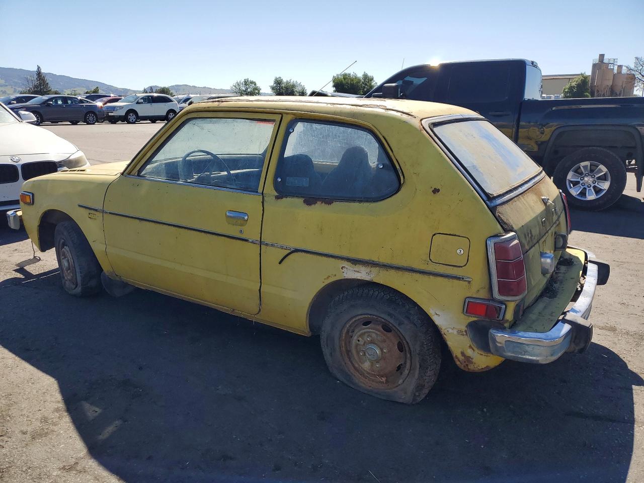 HOND CIVIC 1977 — 3