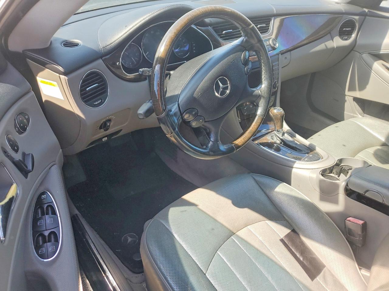 MERCEDES BENZ CLS 2006 — 9