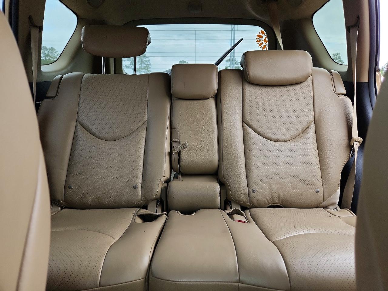TOYOTA RAV4 2011 — 10