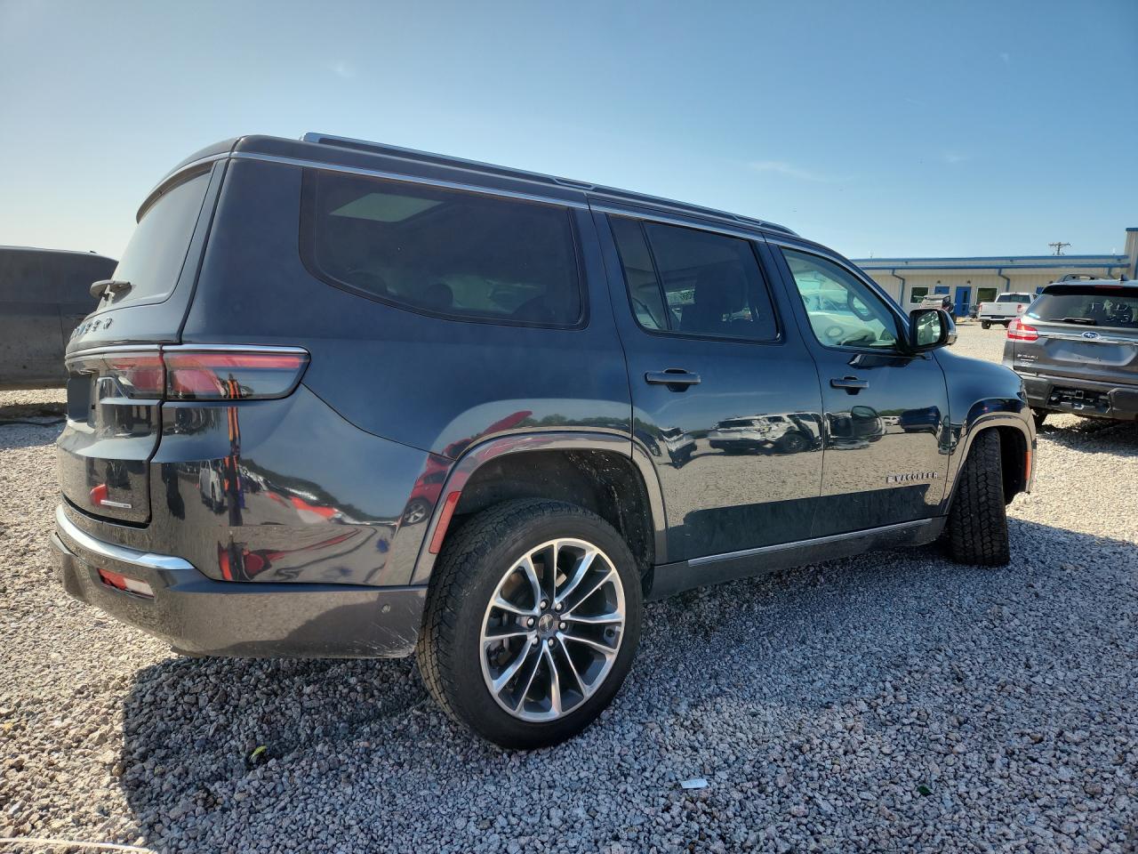 JEEP WAGONEER 2022 — 4