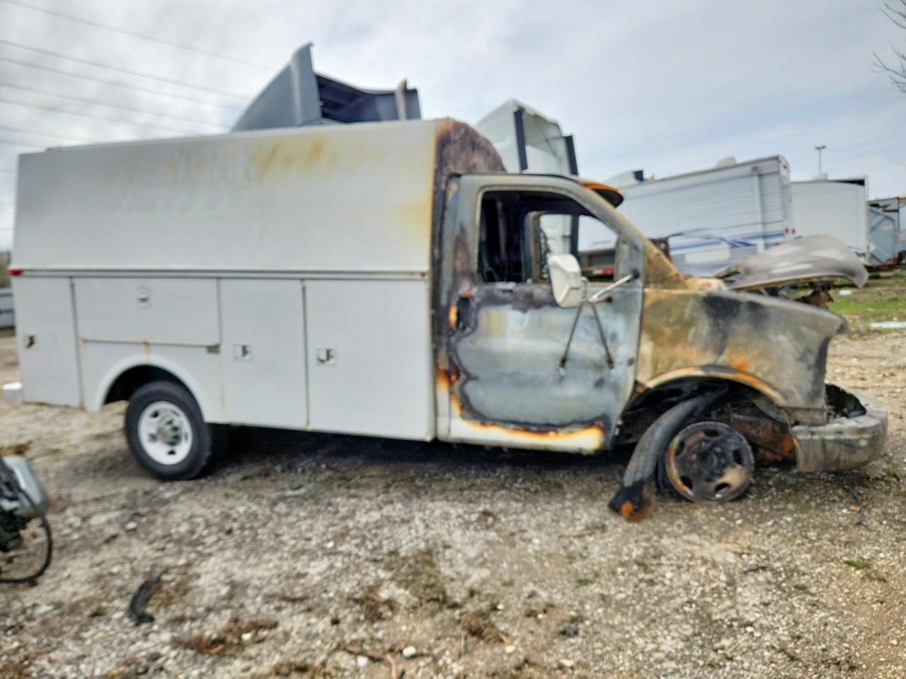 CHEVROLET EXPRESS G3500 2003 — 5