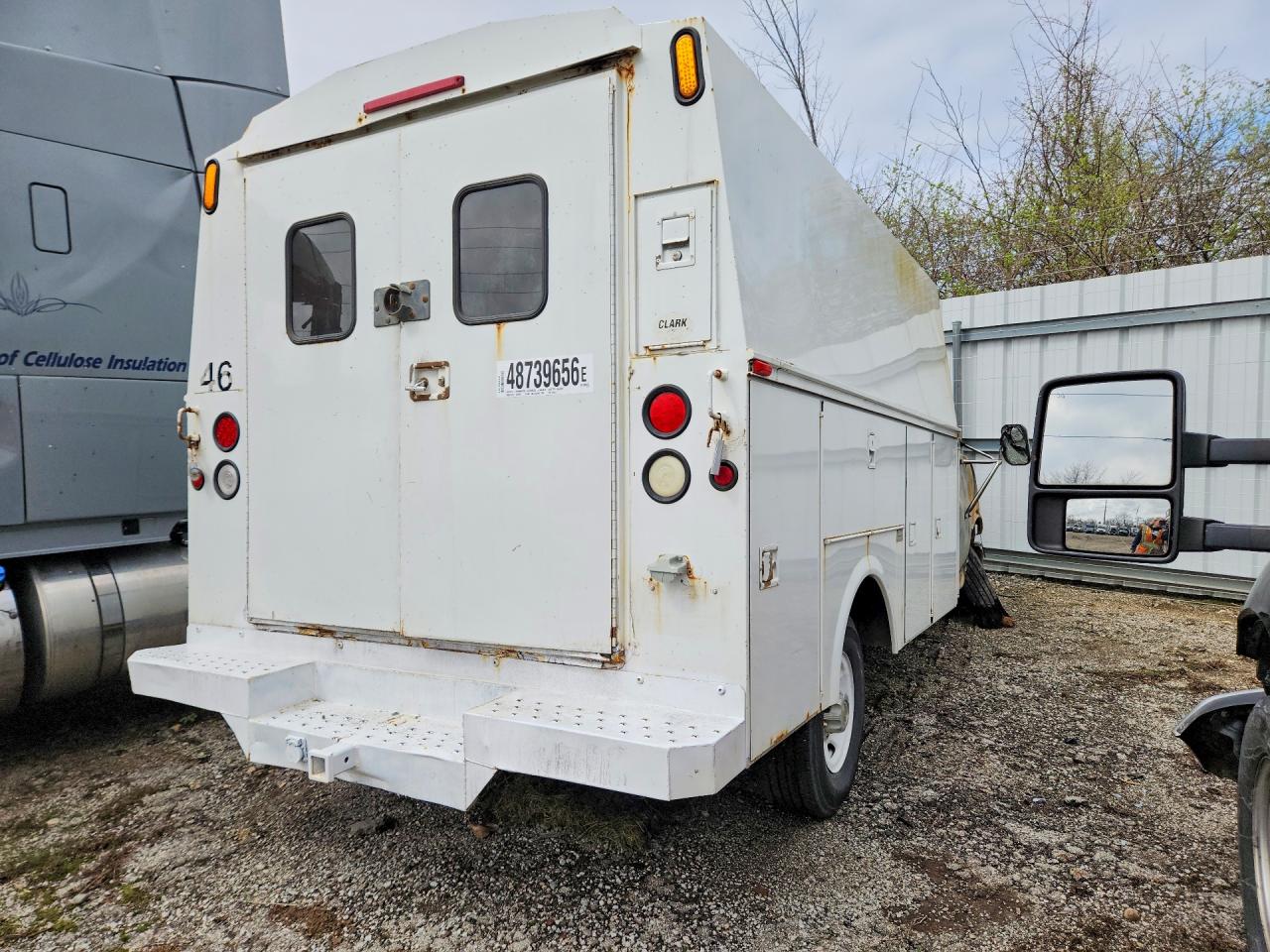 CHEVROLET EXPRESS G3500 2003 — 4