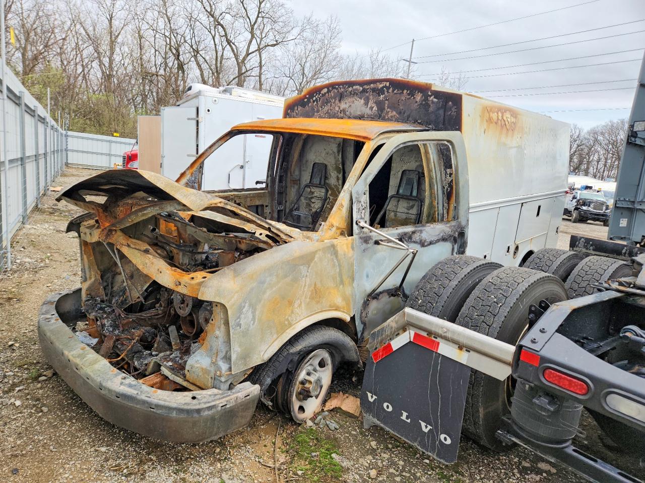 CHEVROLET EXPRESS G3500 2003 — 2