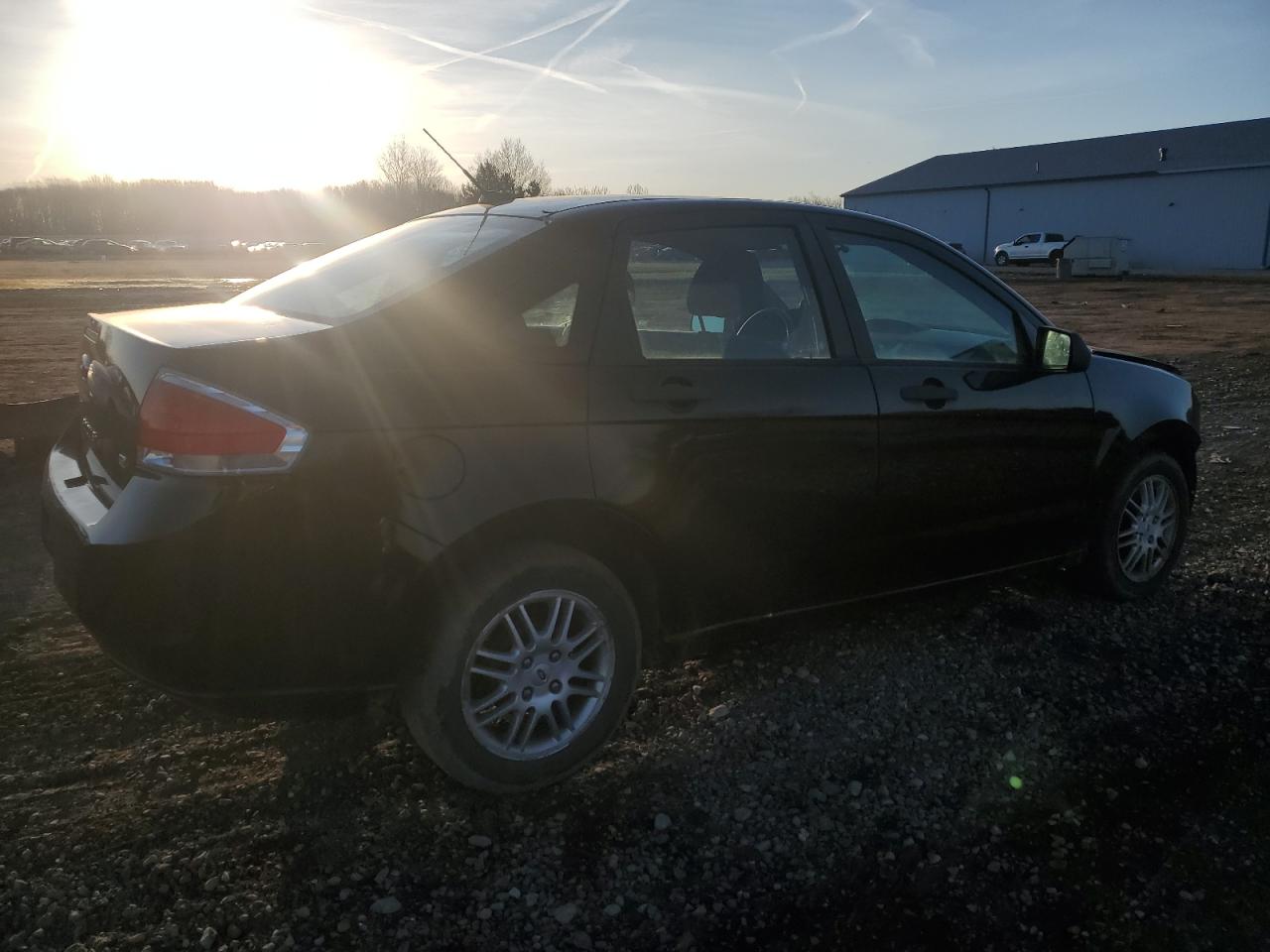 FORD FOCUS 2010 — 4