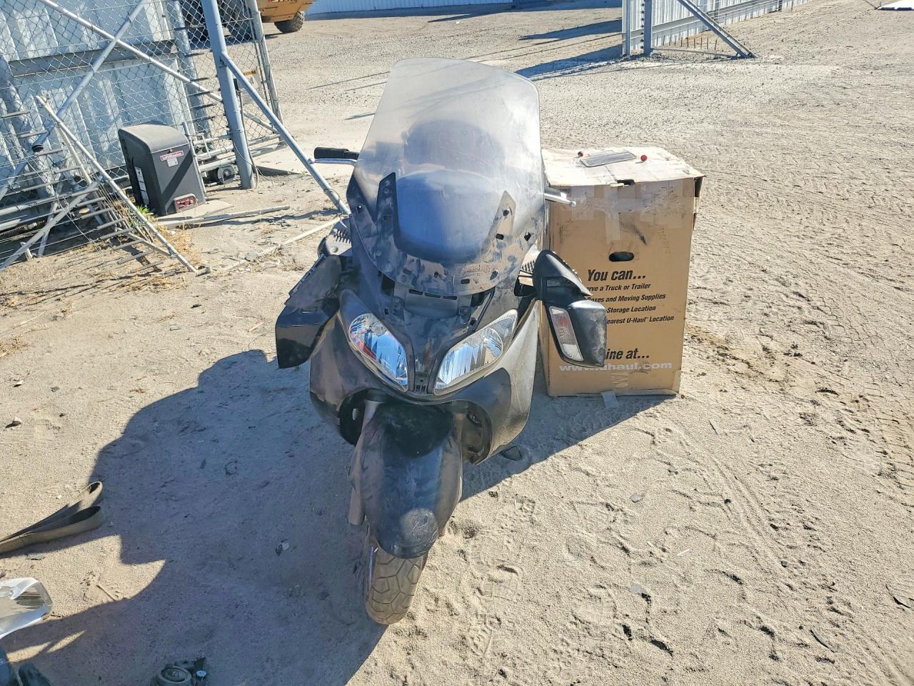 SUZUKI AN650 2008 — 3