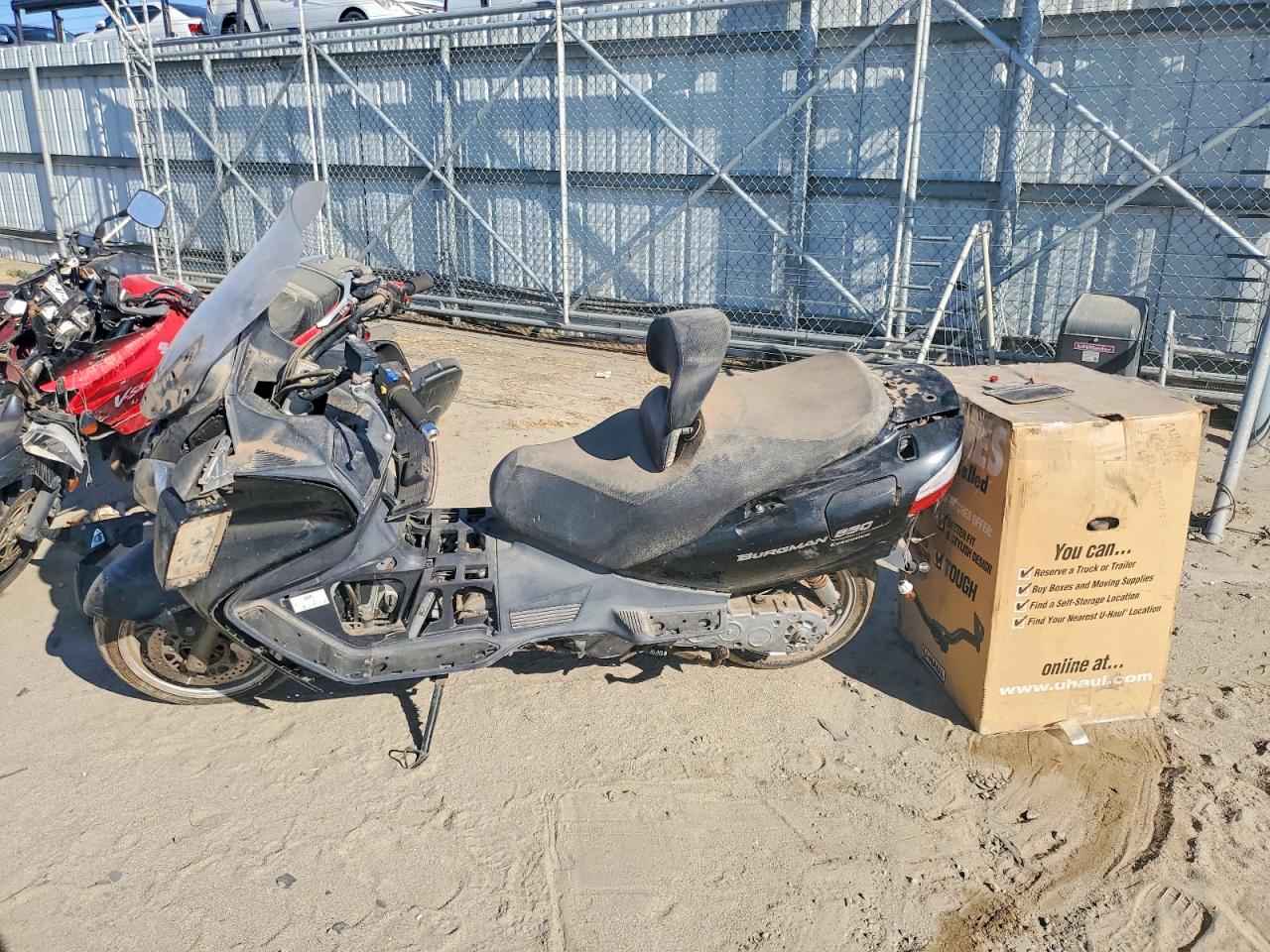 SUZUKI AN650 2008 — 4