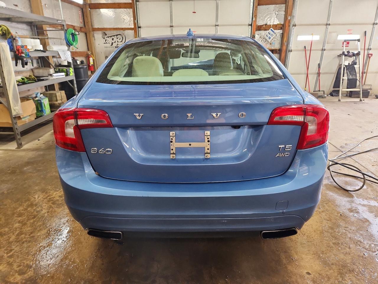 VOLVO S60 2014 — 7
