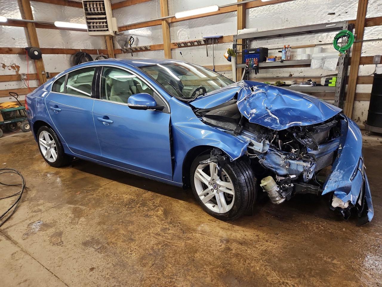 VOLVO S60 2014 — 5