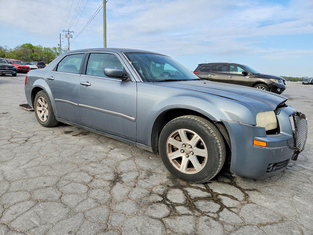 CHRYSLER 300 2006 — 5