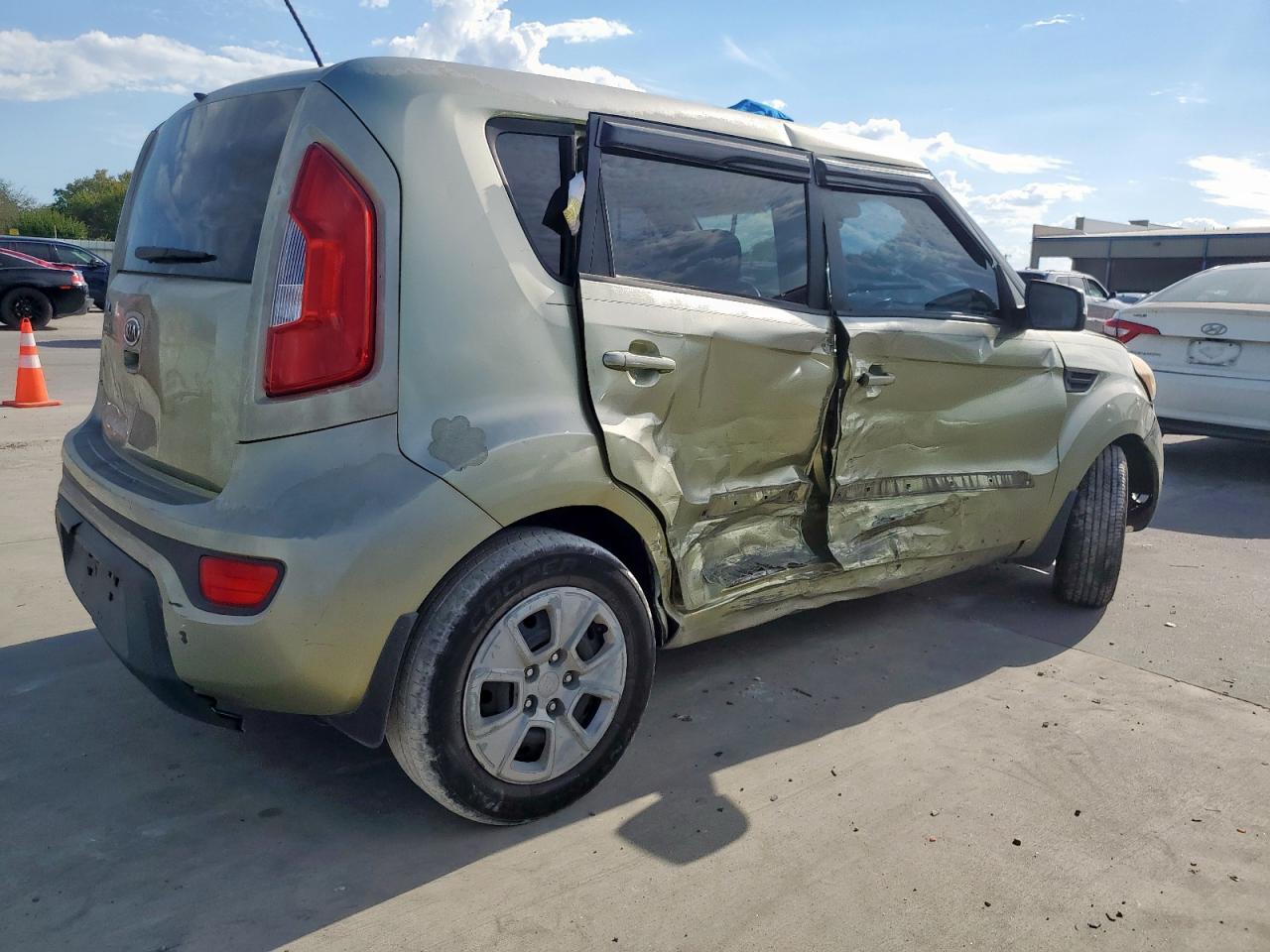 KIA SOUL + 2012 — 4