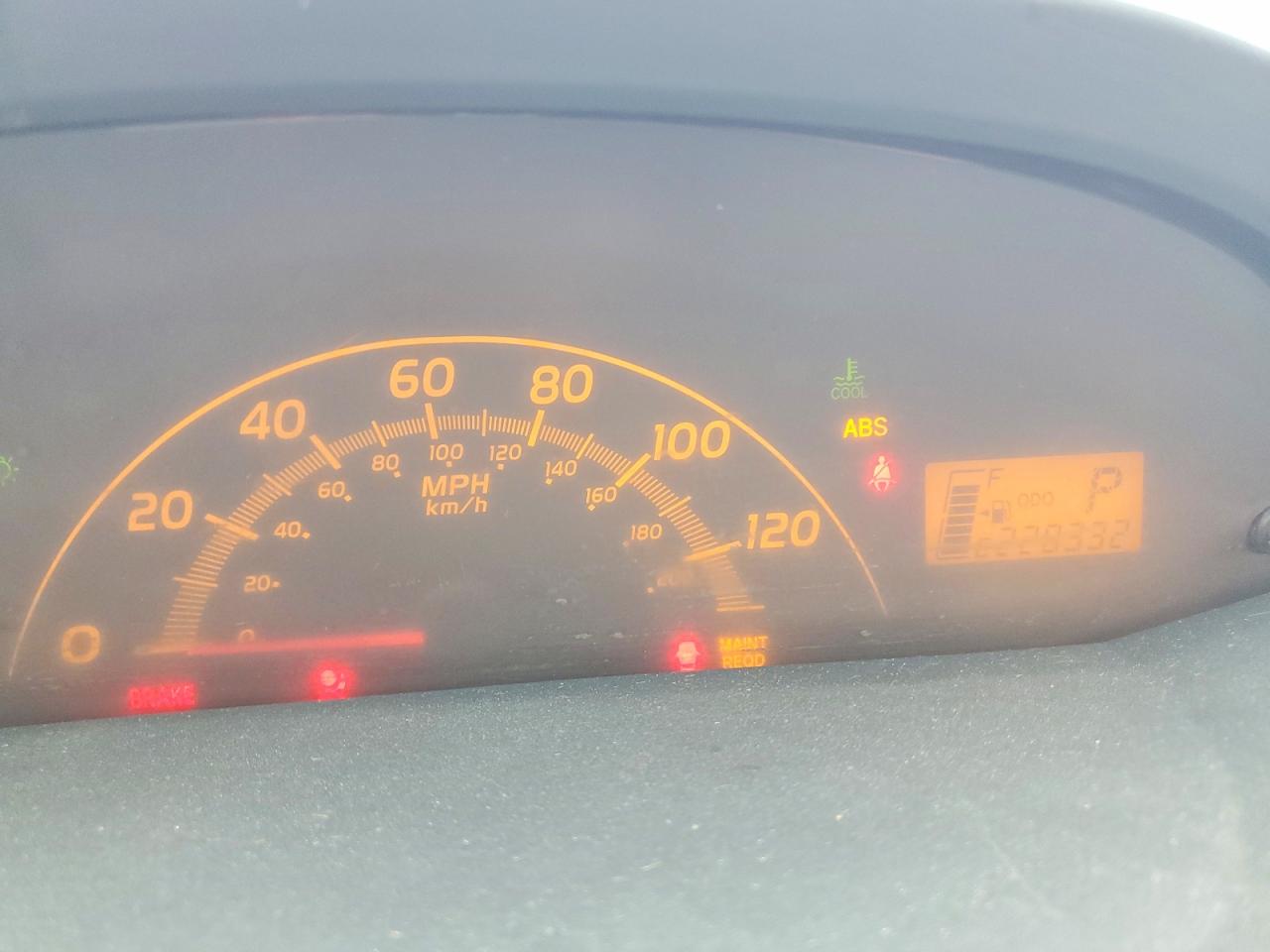 TOYOTA YARIS 2010 — 10