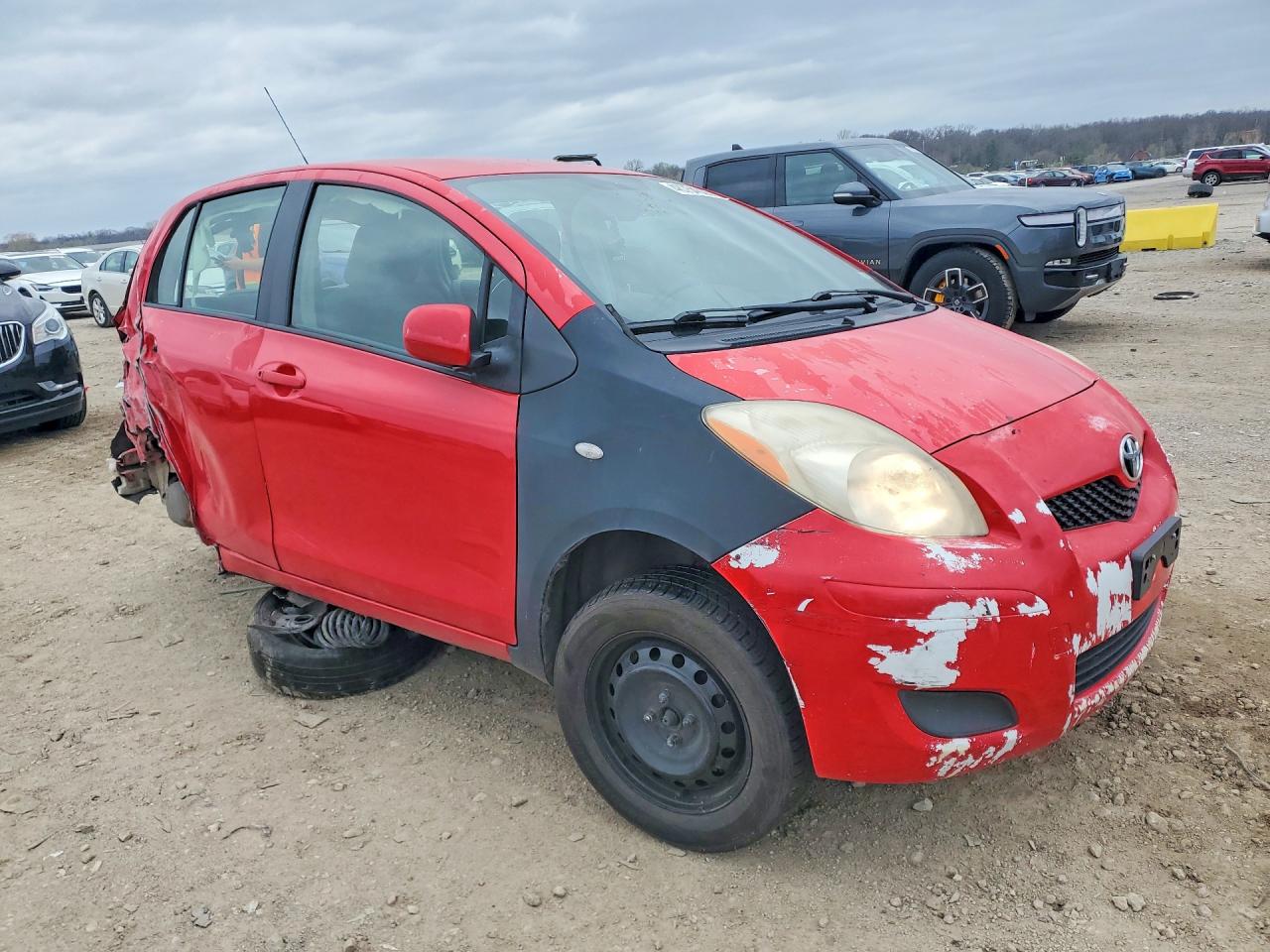 TOYOTA YARIS 2010 — 5