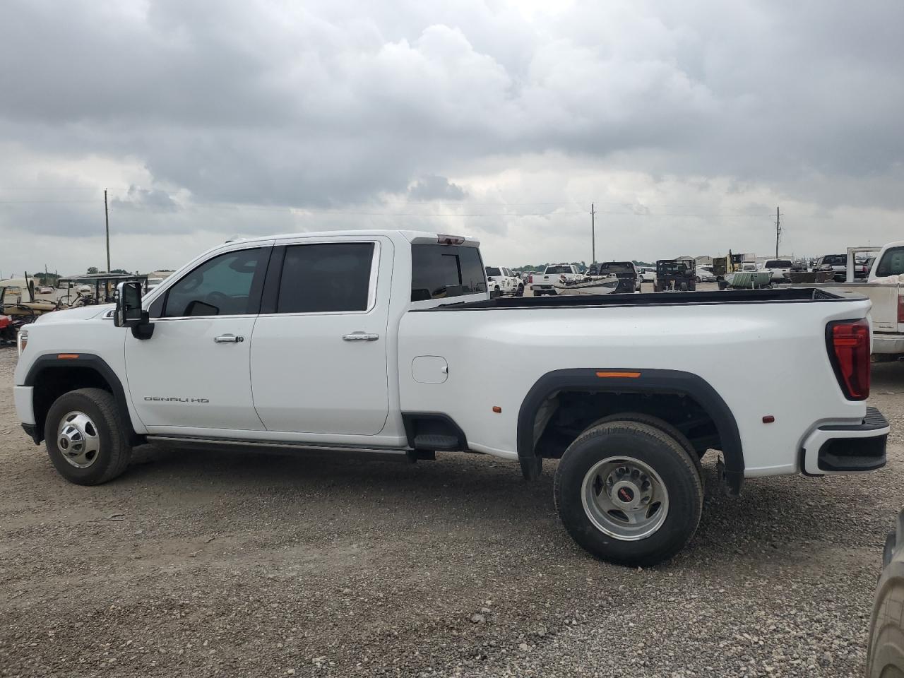GMC SIERRA 2022 — 4