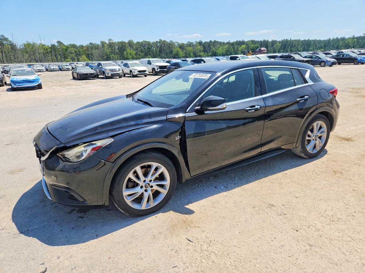 2017 INFINITI QX30 LUXURY