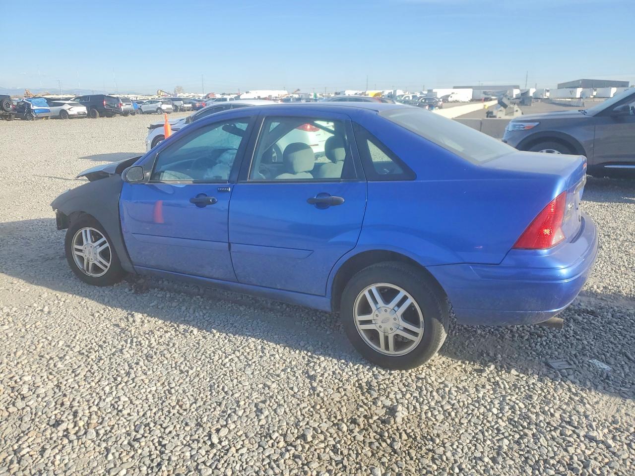FORD FOCUS 2003 — 3
