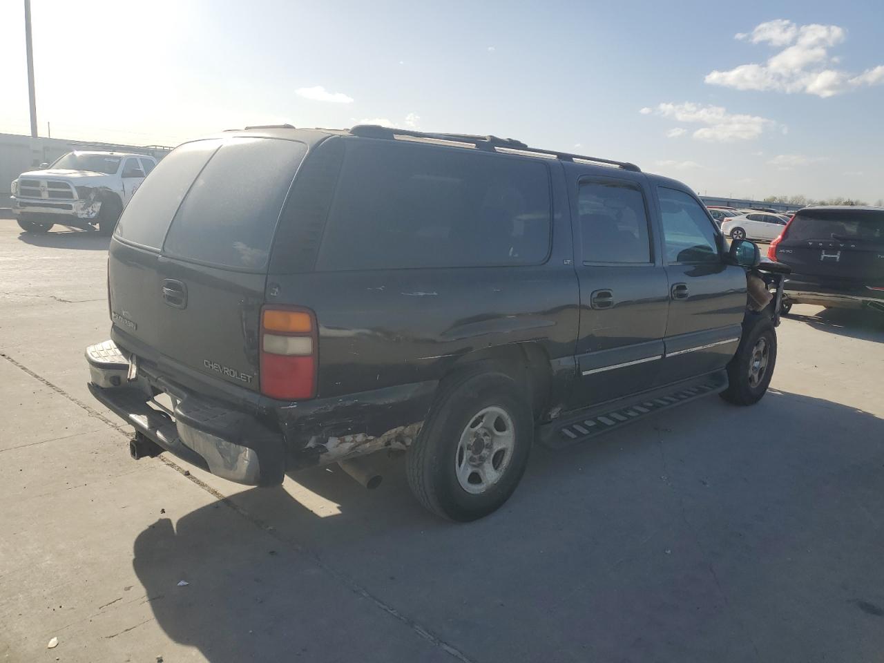CHEVROLET SUBURBAN 2001 — 4