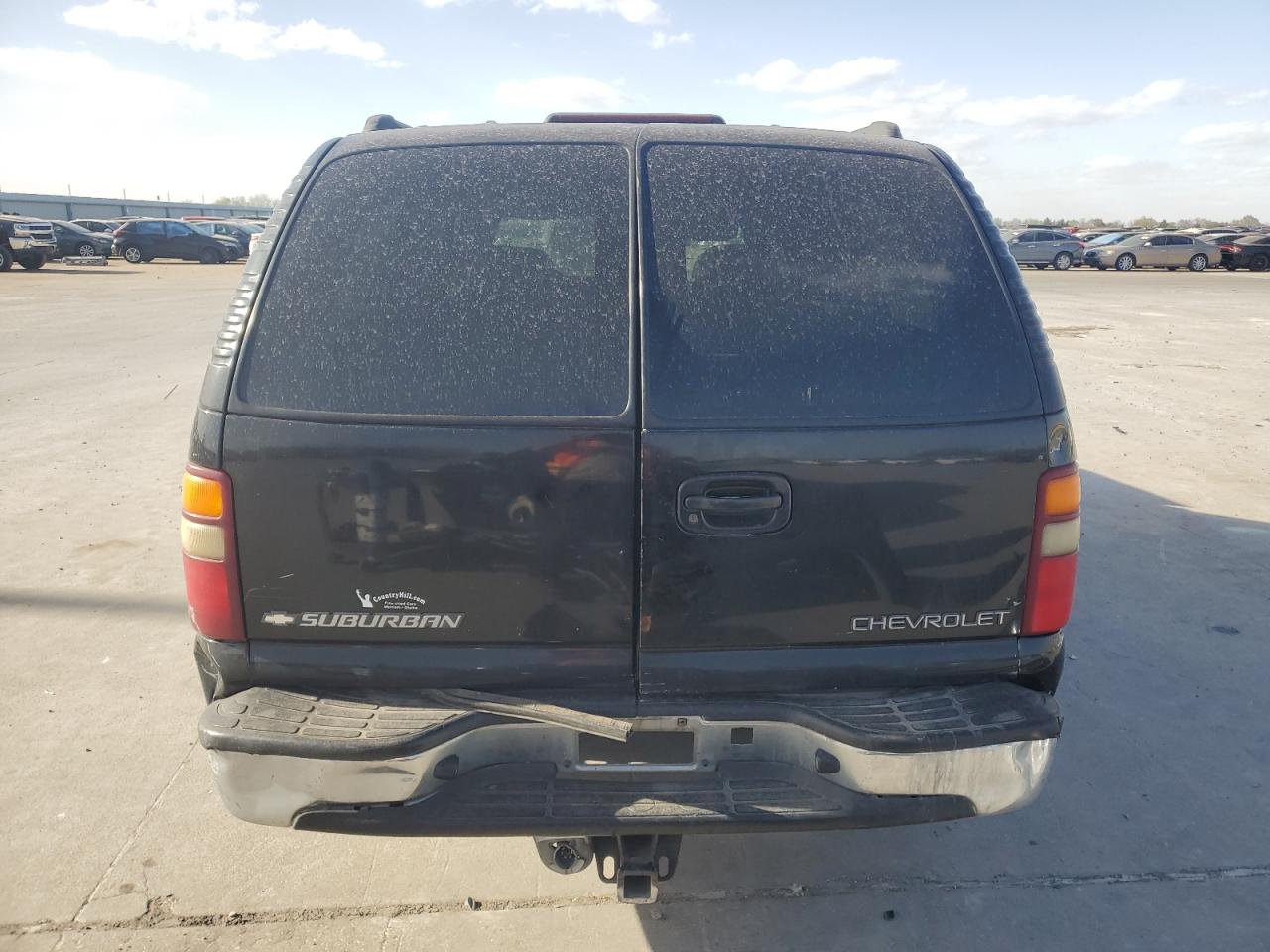 CHEVROLET SUBURBAN 2001 — 7