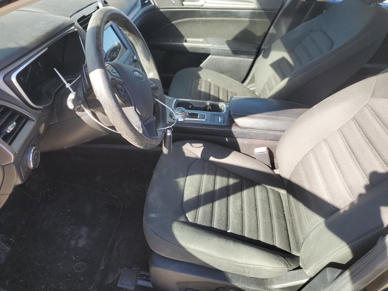 FORD FUSION 2019 — 8