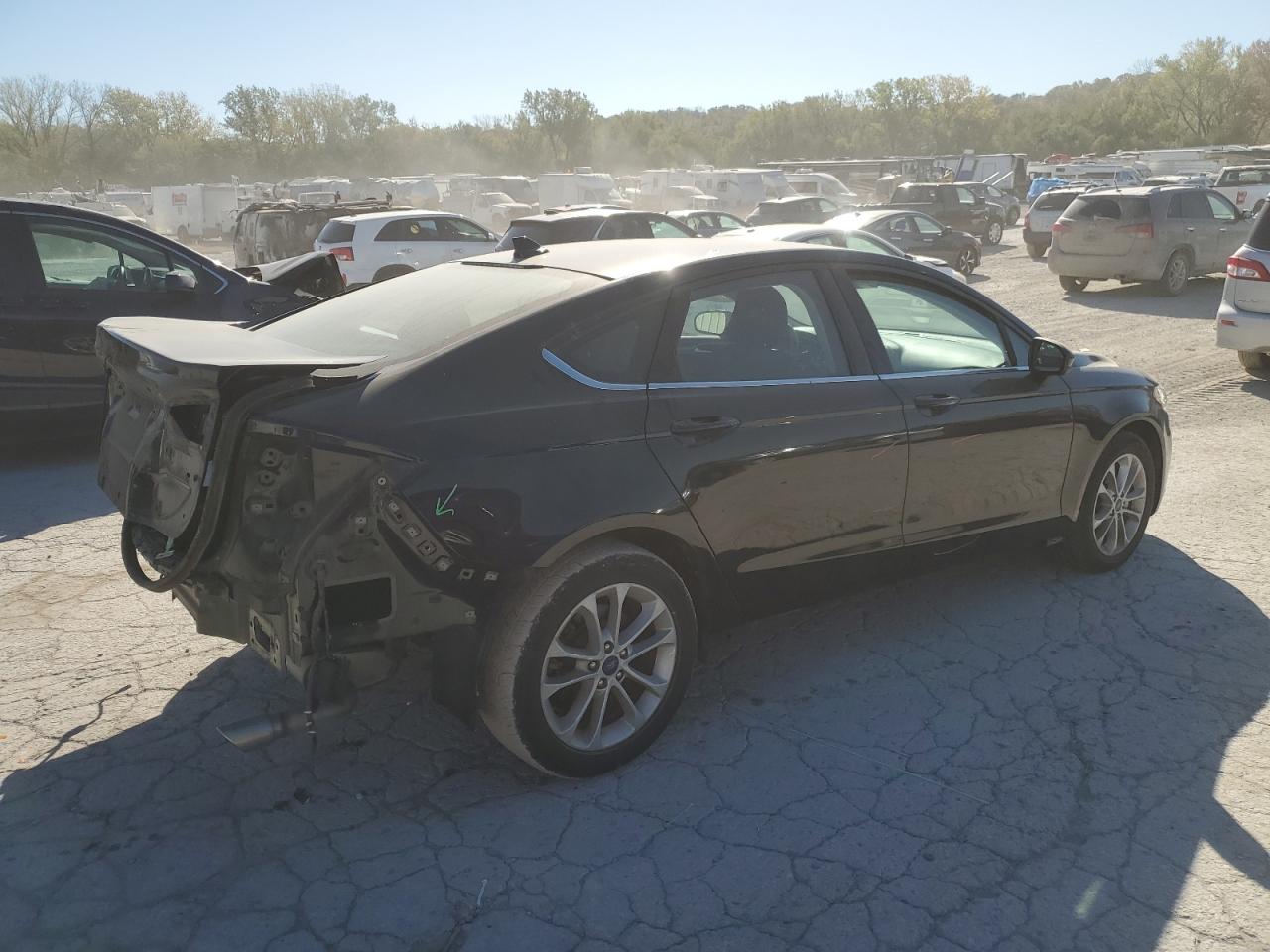 FORD FUSION 2019 — 4