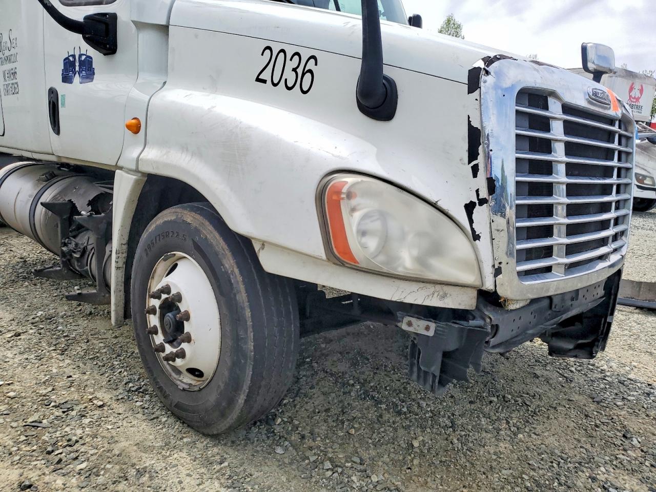 FREIGHTLINER CASCADIA 2014 — 10