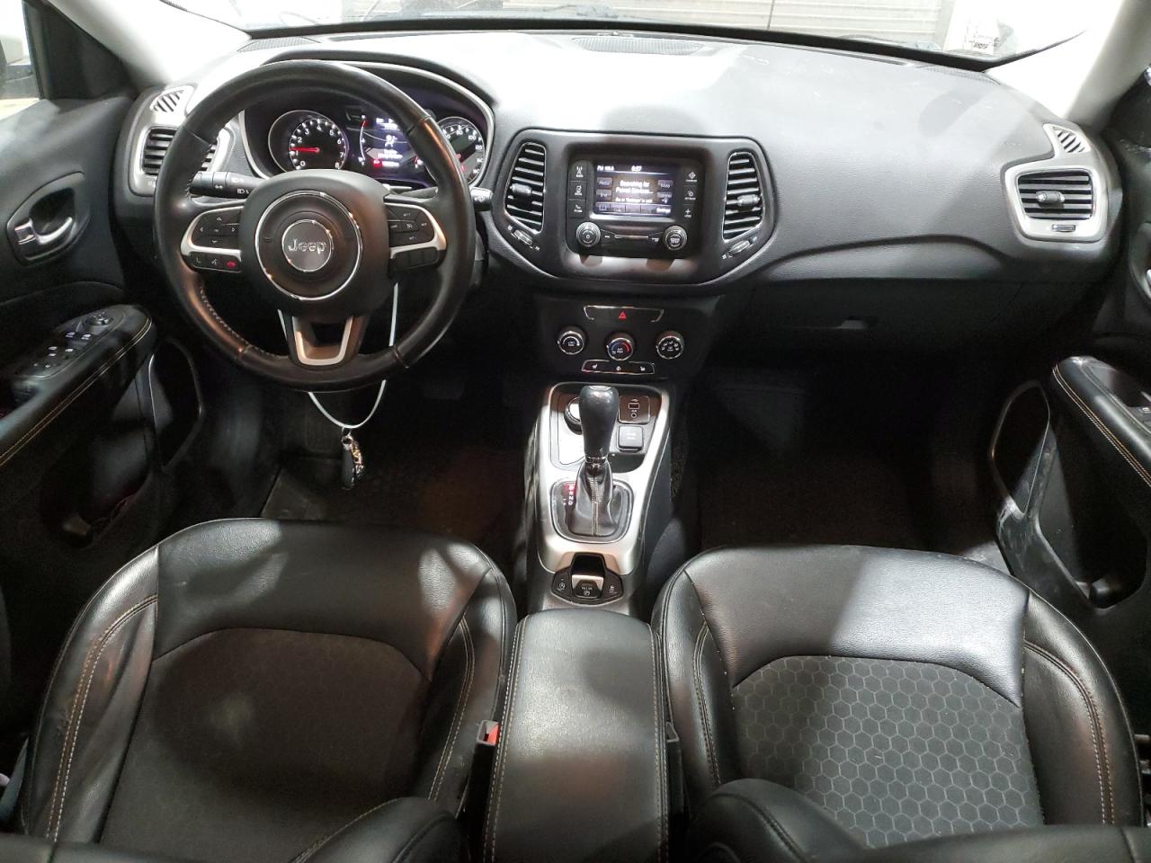 JEEP COMPASS 2018 — 9