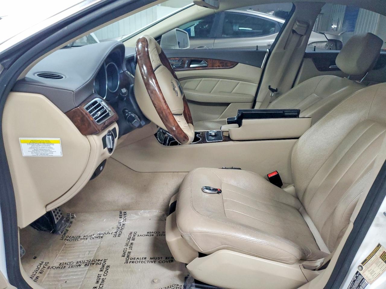 MERCEDES-BENZ CLS 2012 — 8