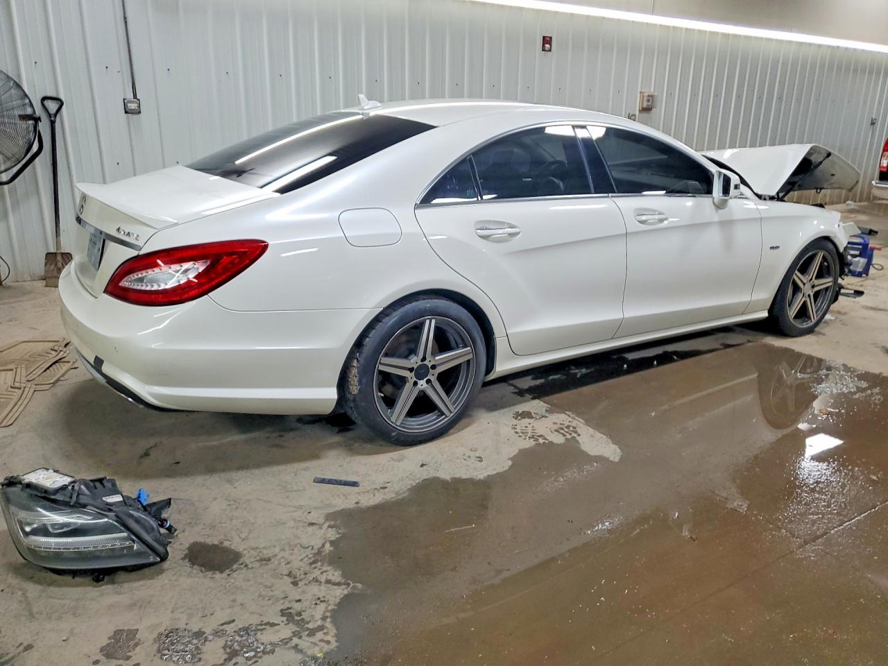 MERCEDES-BENZ CLS 2012 — 4