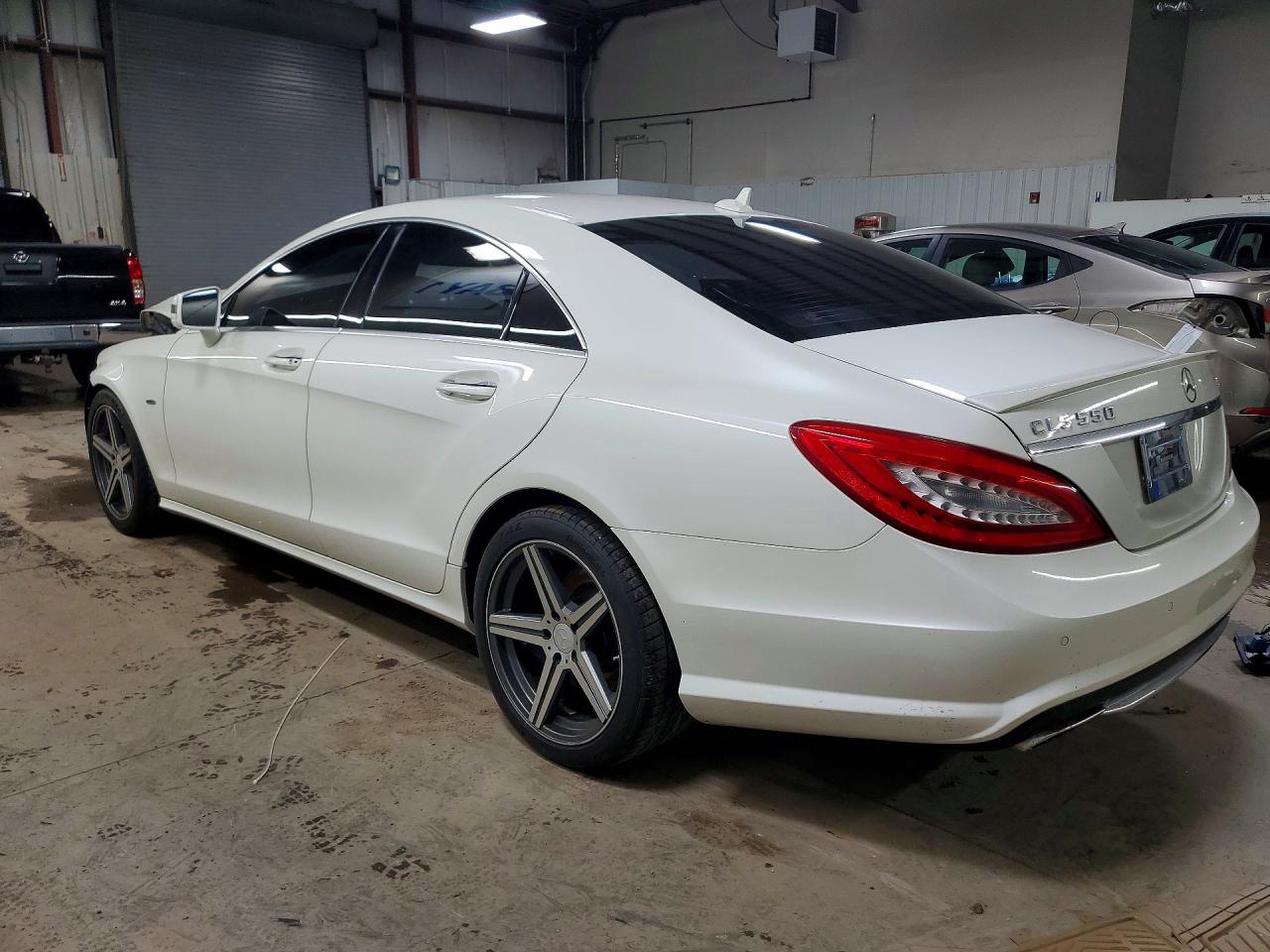 MERCEDES-BENZ CLS 2012 — 3