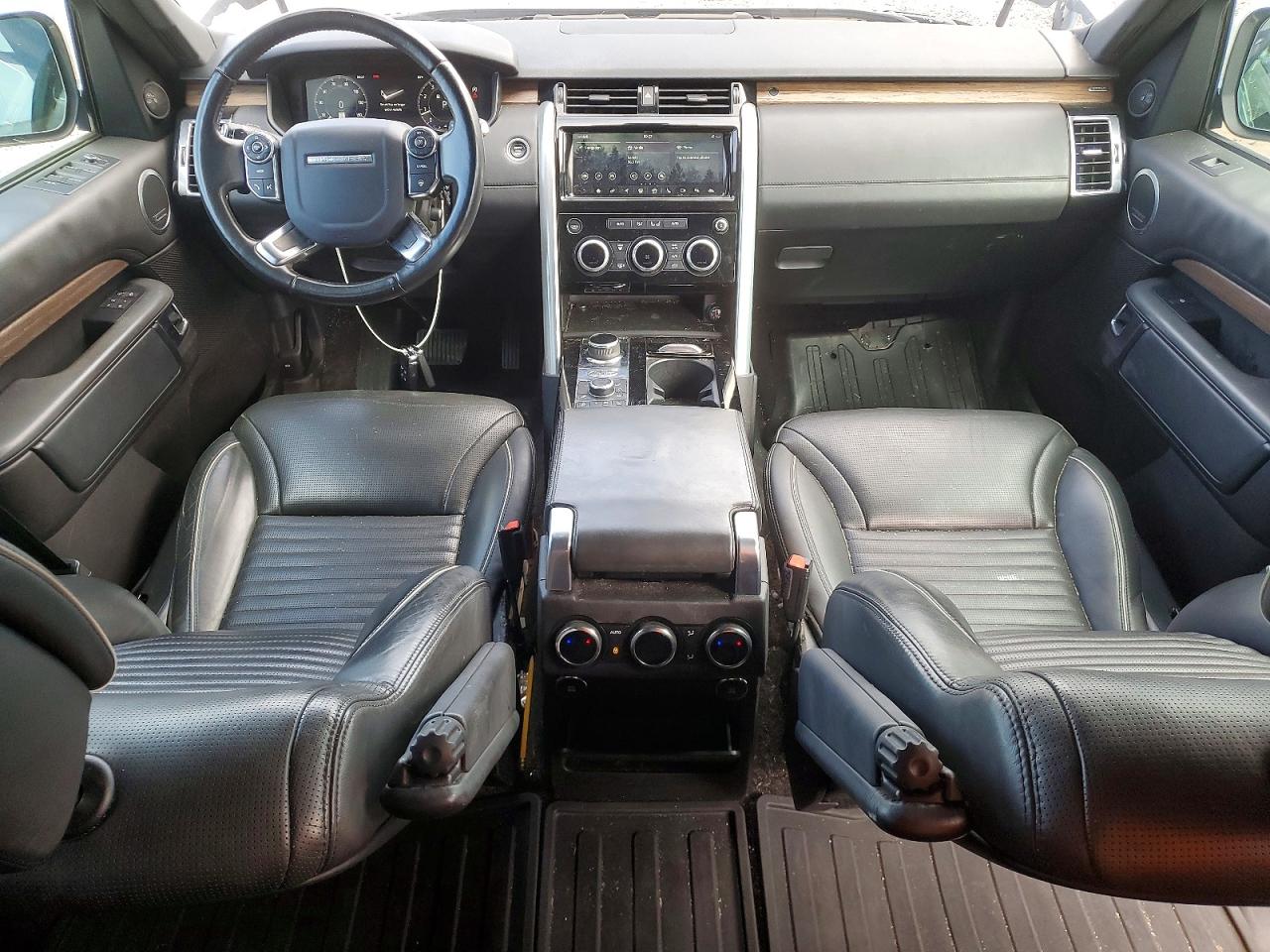 LAND ROVER DISCOVERY 2018 — 9
