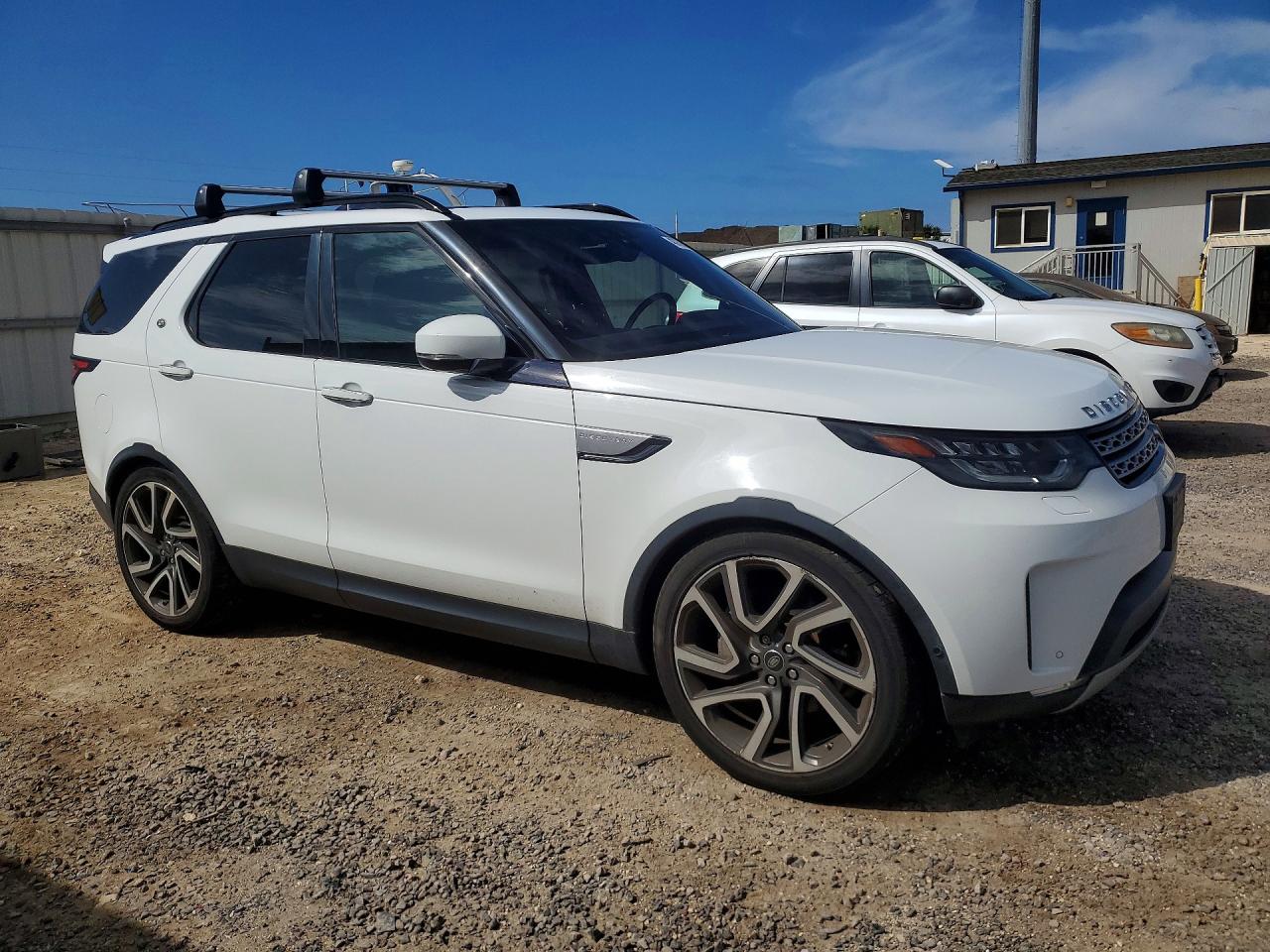 LAND ROVER DISCOVERY 2018 — 5