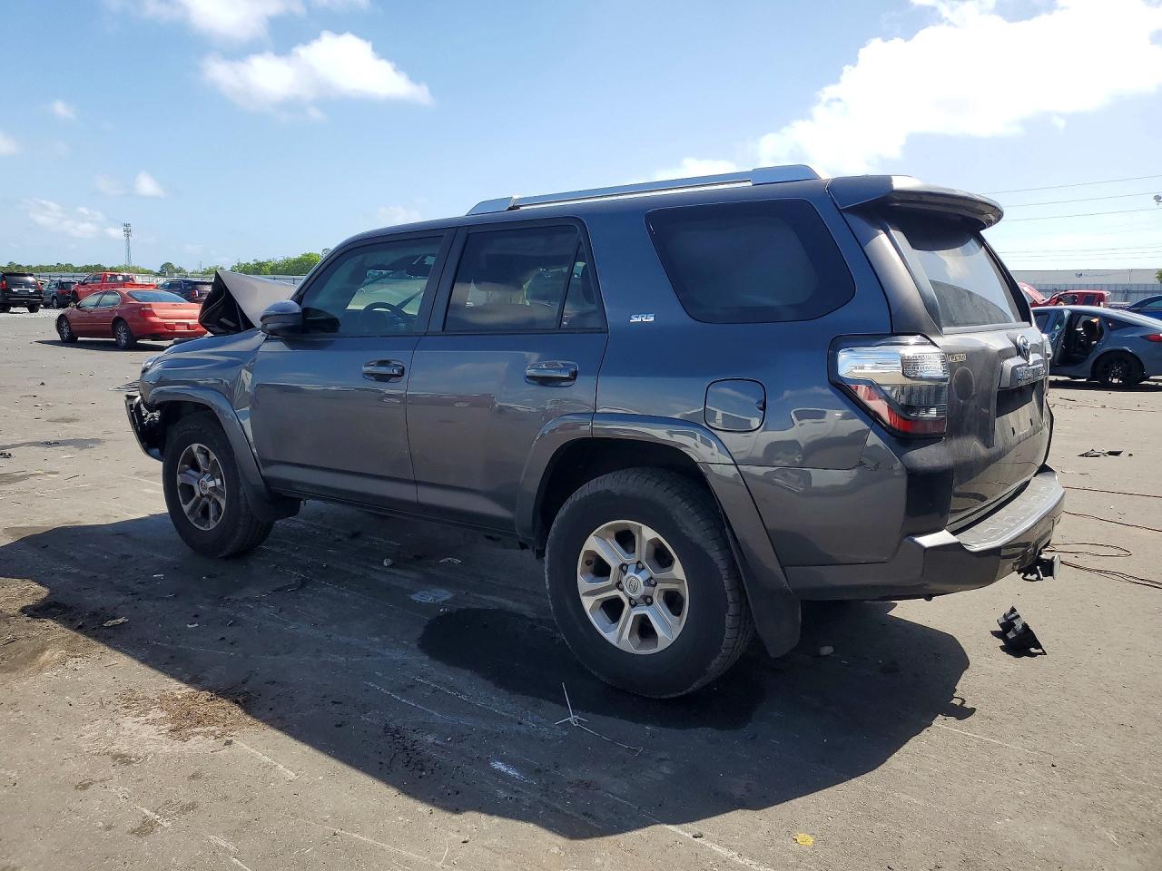 TOYOTA 4RUNNER 2017 — 3