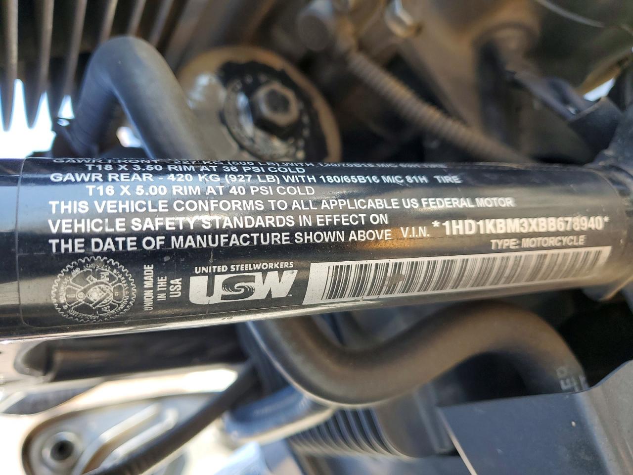 HARLEY-DAVIDSON FLHX 2011 — 10