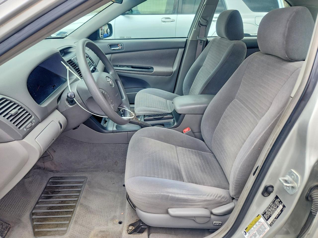 TOYOTA CAMRY 2006 — 8