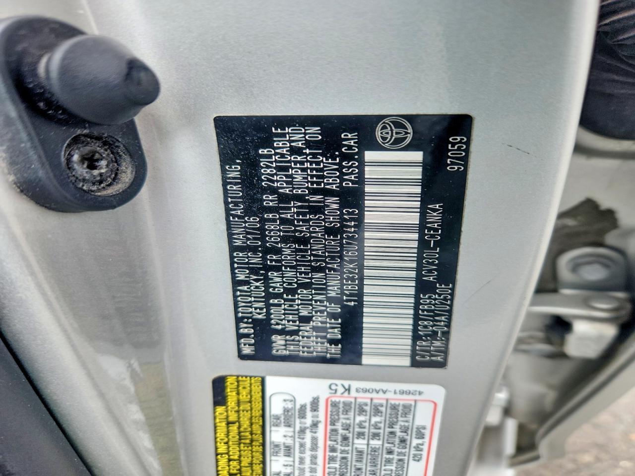 TOYOTA CAMRY 2006 — 13