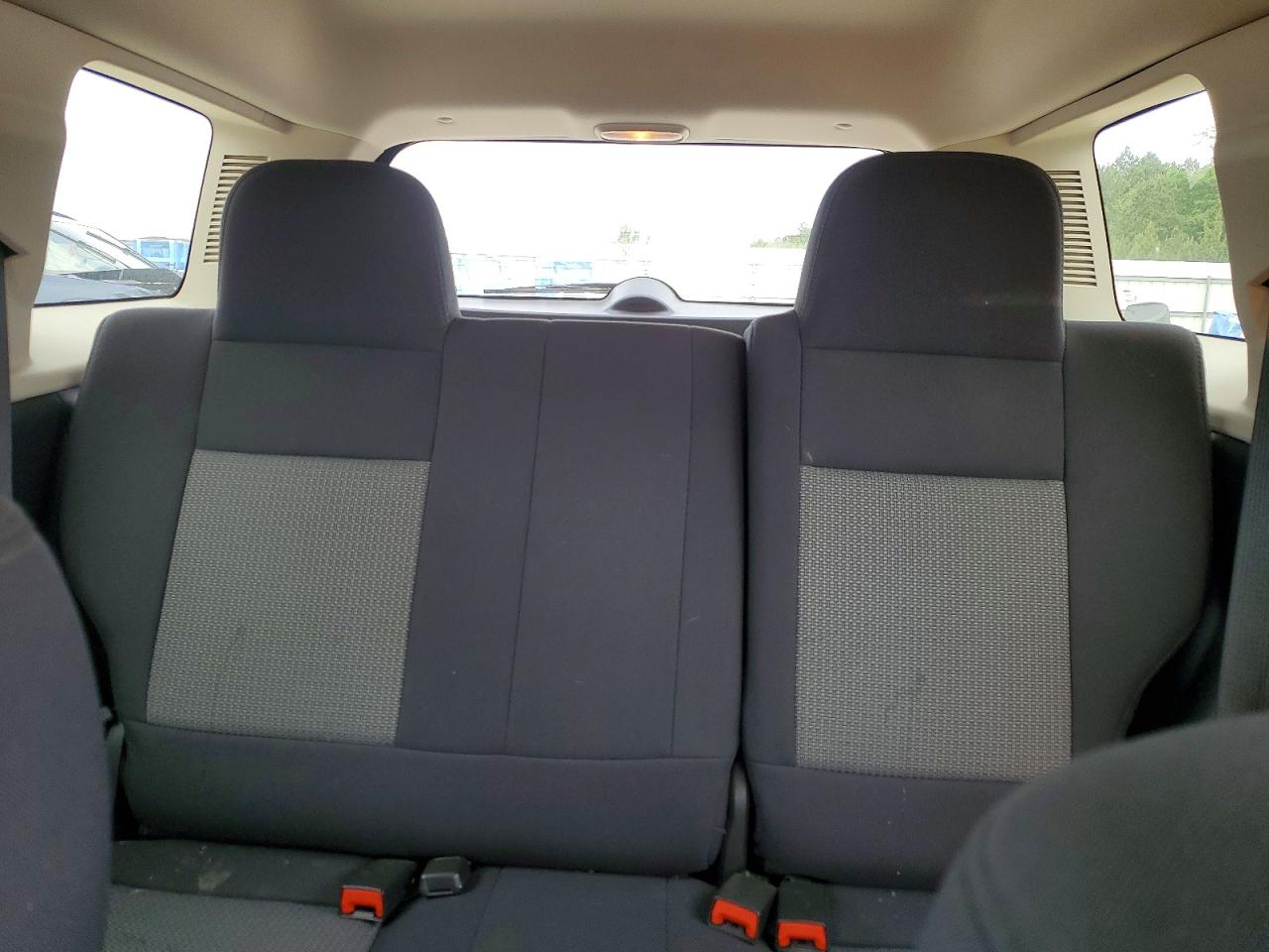JEEP PATRIOT 2010 — 11