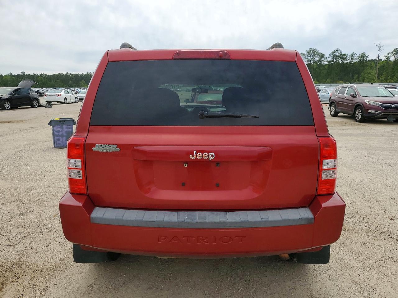 JEEP PATRIOT 2010 — 7
