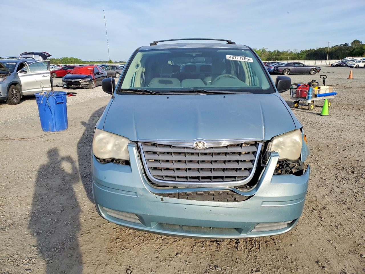 CHRYSLER TOWN & COUNTRY 2008 — 6