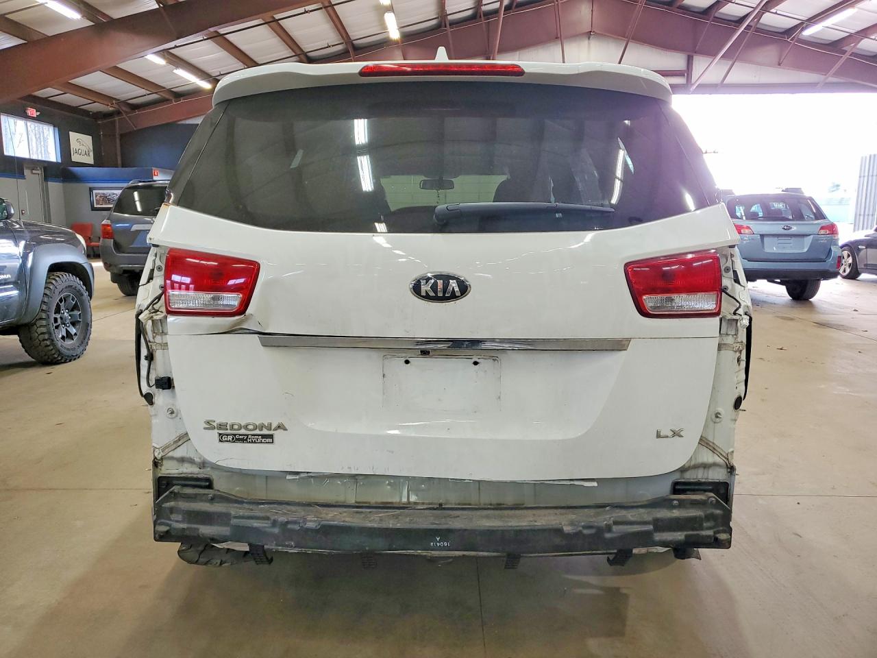 KIA SEDONA 2017 — 7