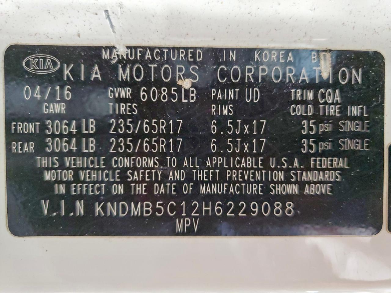 KIA SEDONA 2017 — 15